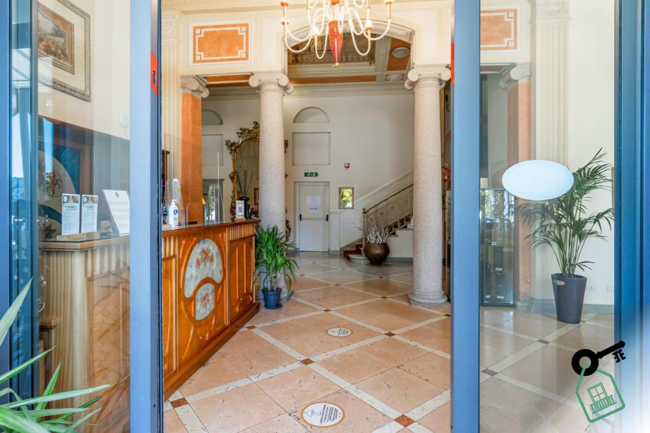 Hotel Rooms Lago Maggiore Verbania Dış mekan fotoğraf