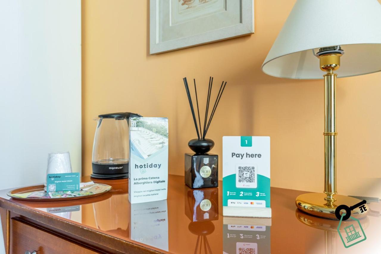 Hotel Rooms Lago Maggiore Verbania Dış mekan fotoğraf