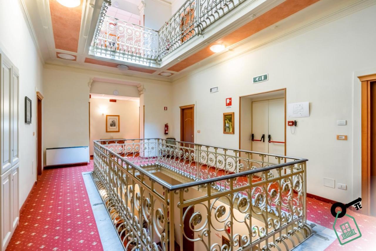 Hotel Rooms Lago Maggiore Verbania Dış mekan fotoğraf
