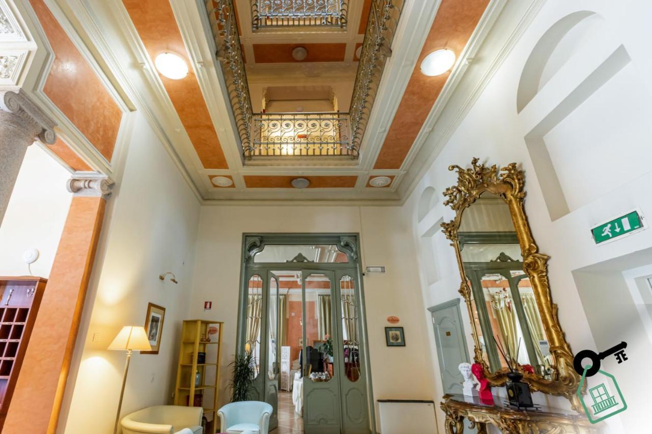 Hotel Rooms Lago Maggiore Verbania Dış mekan fotoğraf